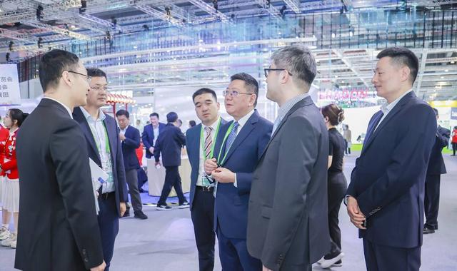 成都高新区医学会官网_成都东部新区科技投融资体系_成都未来医学城先进医疗成果转化中心智慧能源项目