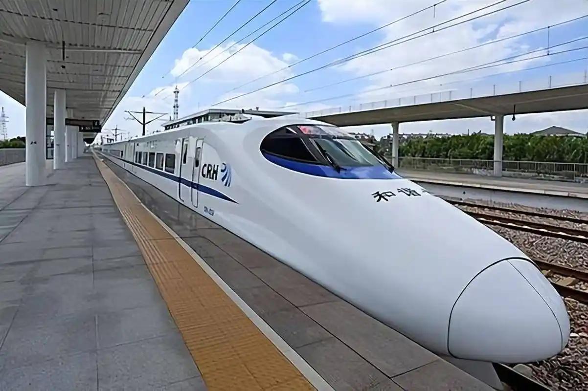 高铁冲击客运站_汽车服务行业现状分析_汽车客运站衰落原因