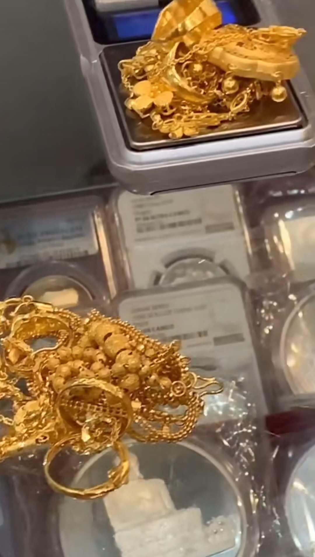 熊猫金币投资_广州金银币交易市场在什么位置_嫁妆黄金变现